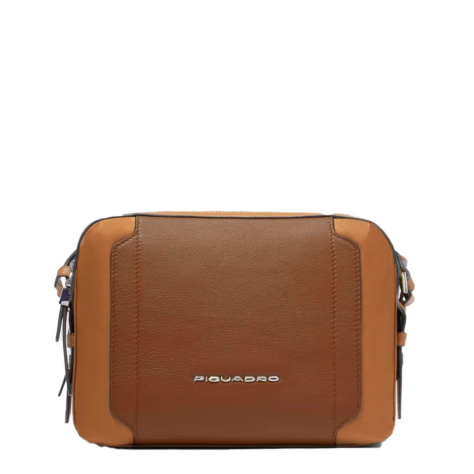 piquadro-borsa-a-tracolla-donna-linea-circle-in-pelle-e-tessuto-riciclato-due-sc image 1