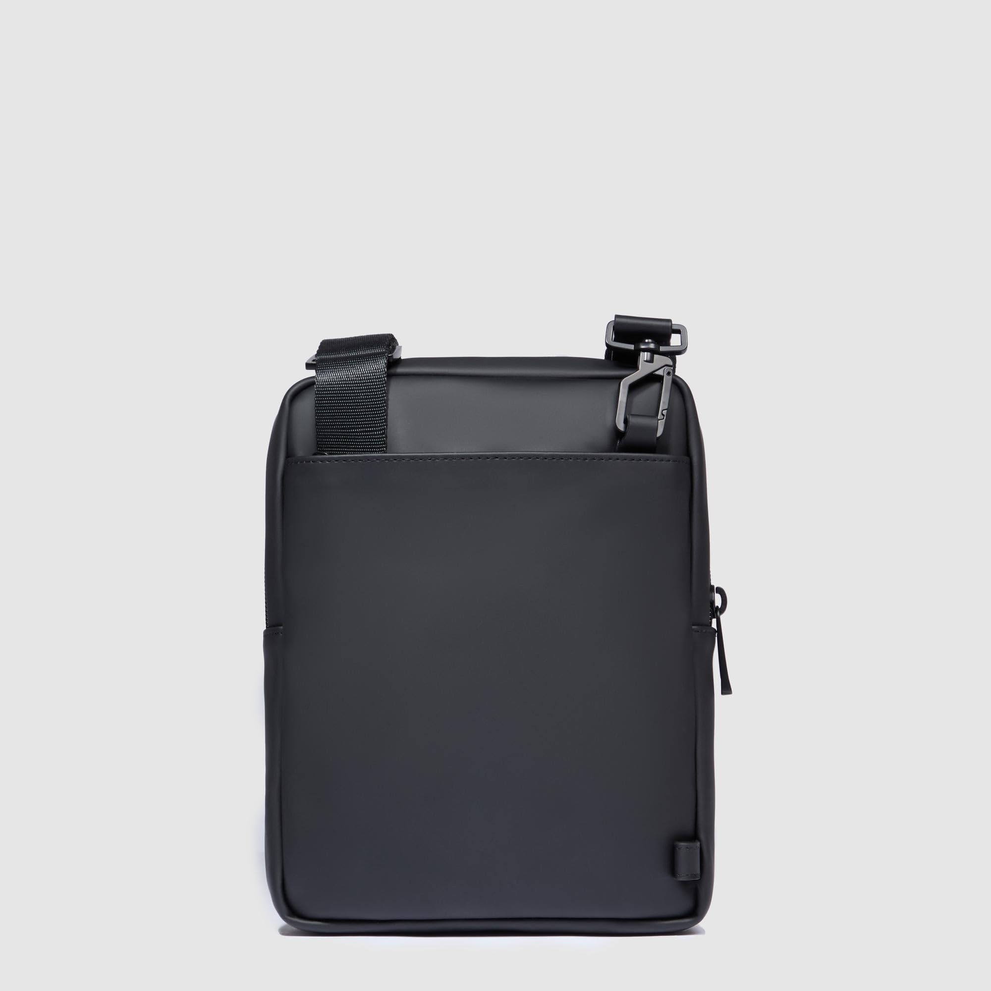 piquadro-borsello-uomo-in-tessuto-gommato-impermeabile-con-protezione-rfid-per-i image 4