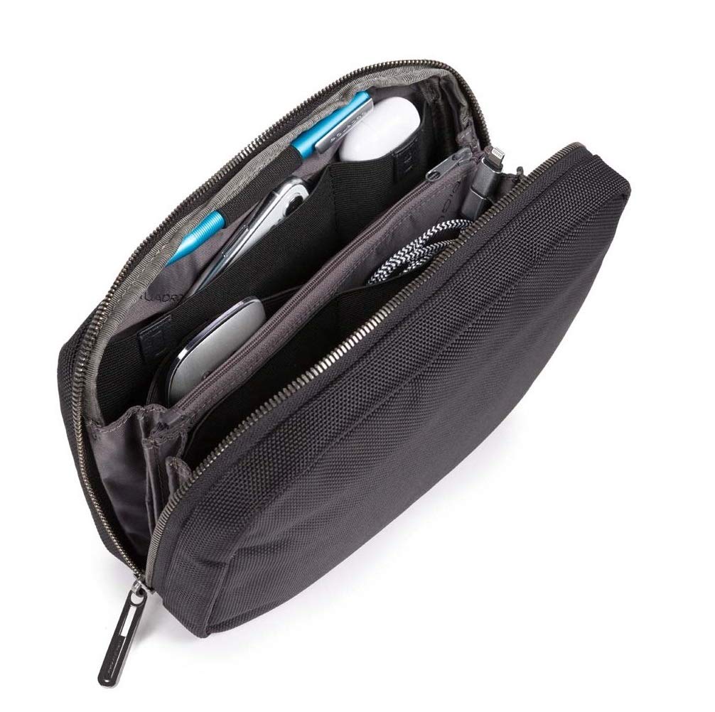 piquadro-astuccio-portacavi-in-tessuto-riciclato-e-pelle-organizer-da-viaggio-un image 2