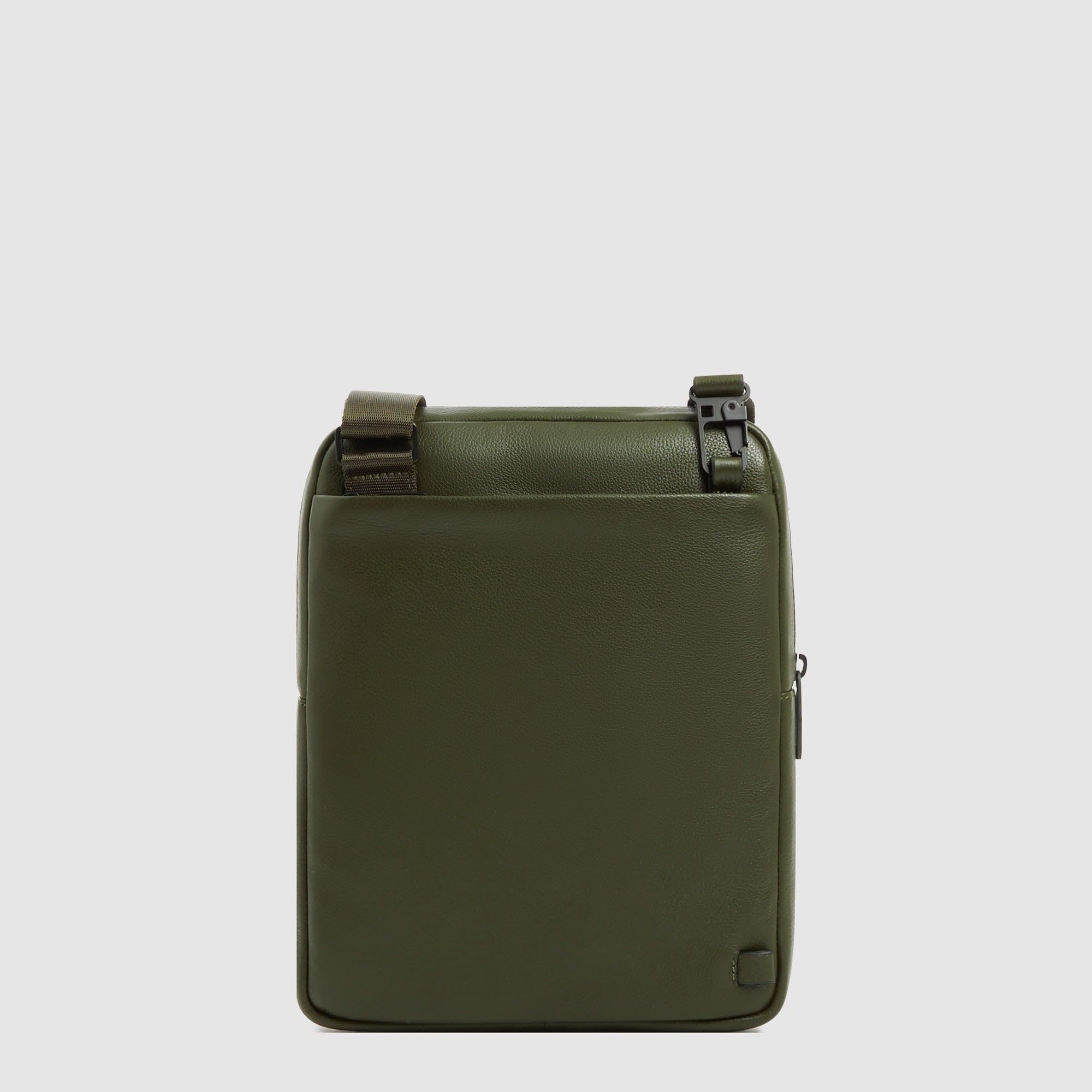 piquadro-borsello-uomo-piccolo-in-pelle-con-protezione-rfid-e-tasca-per-ipad-e-c image 3