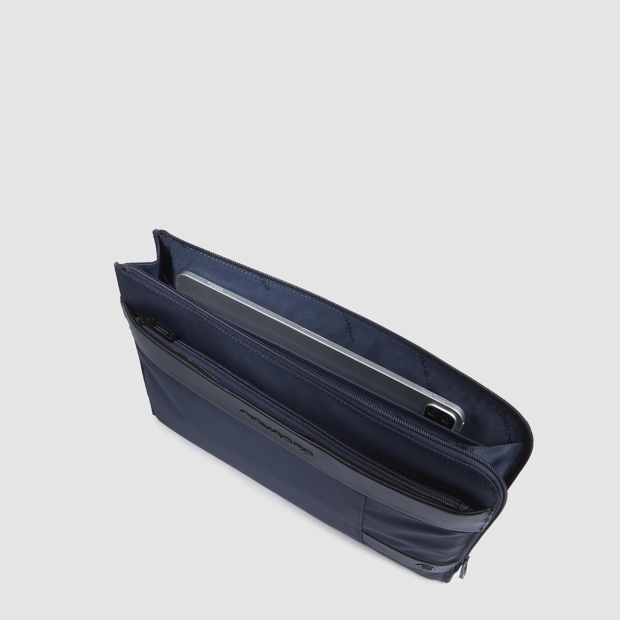 piquadro-custodia-porta-pc-13-3-in-pelle-e-tessuto-blu-con-manici-a-scomparsa-rf image 4