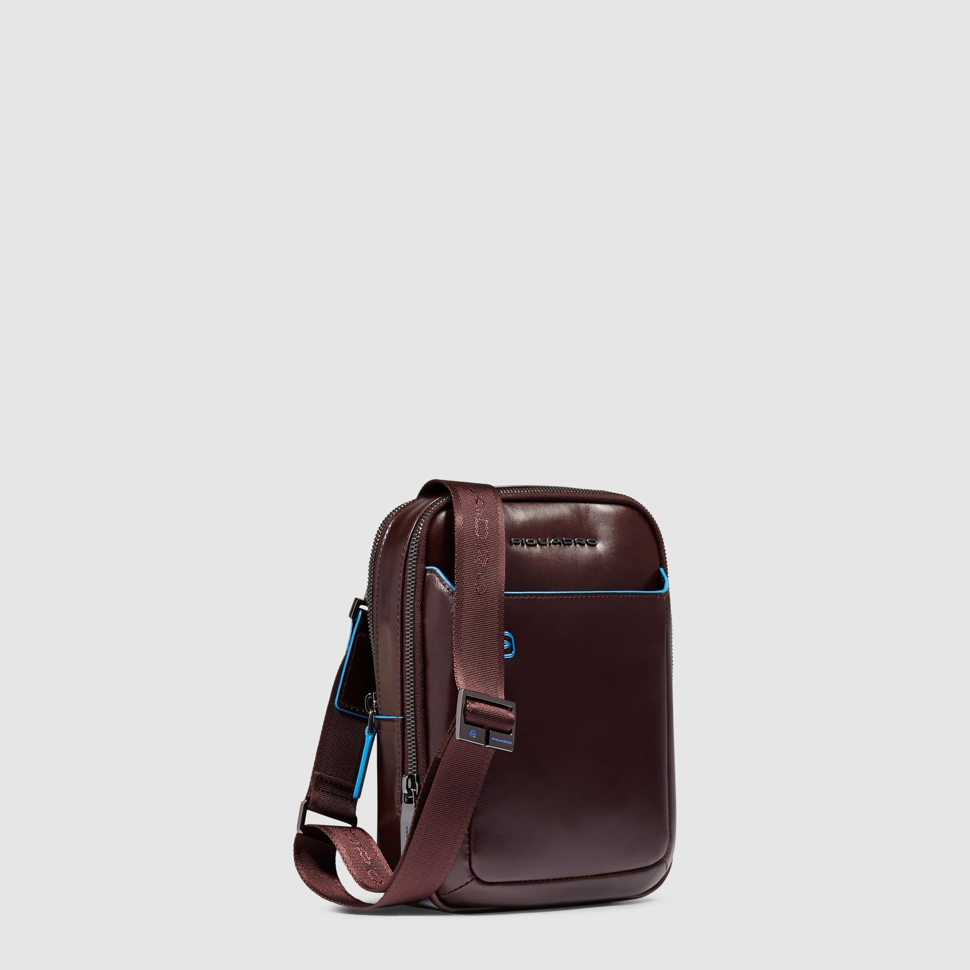 piquadro-blue-square-borsello-in-pelle-per-ipad-mini-con-tasca-airpods-e-rfid image 2