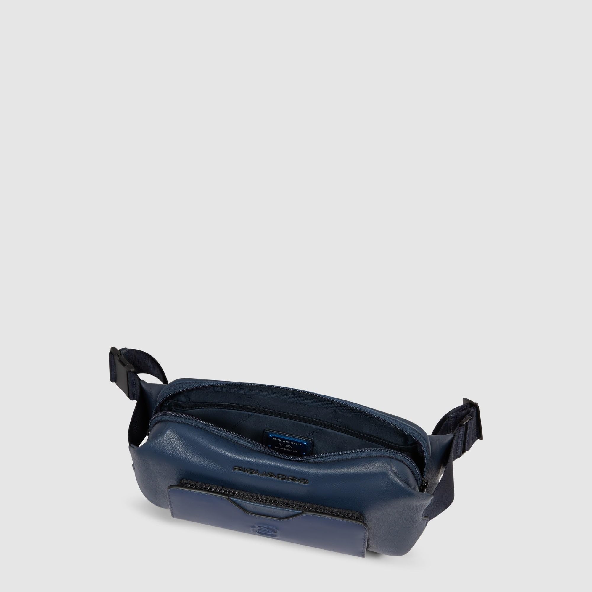 piquadro-marsupio-uomo-in-pelle-con-protezione-rfid-per-ipad-mini image 4