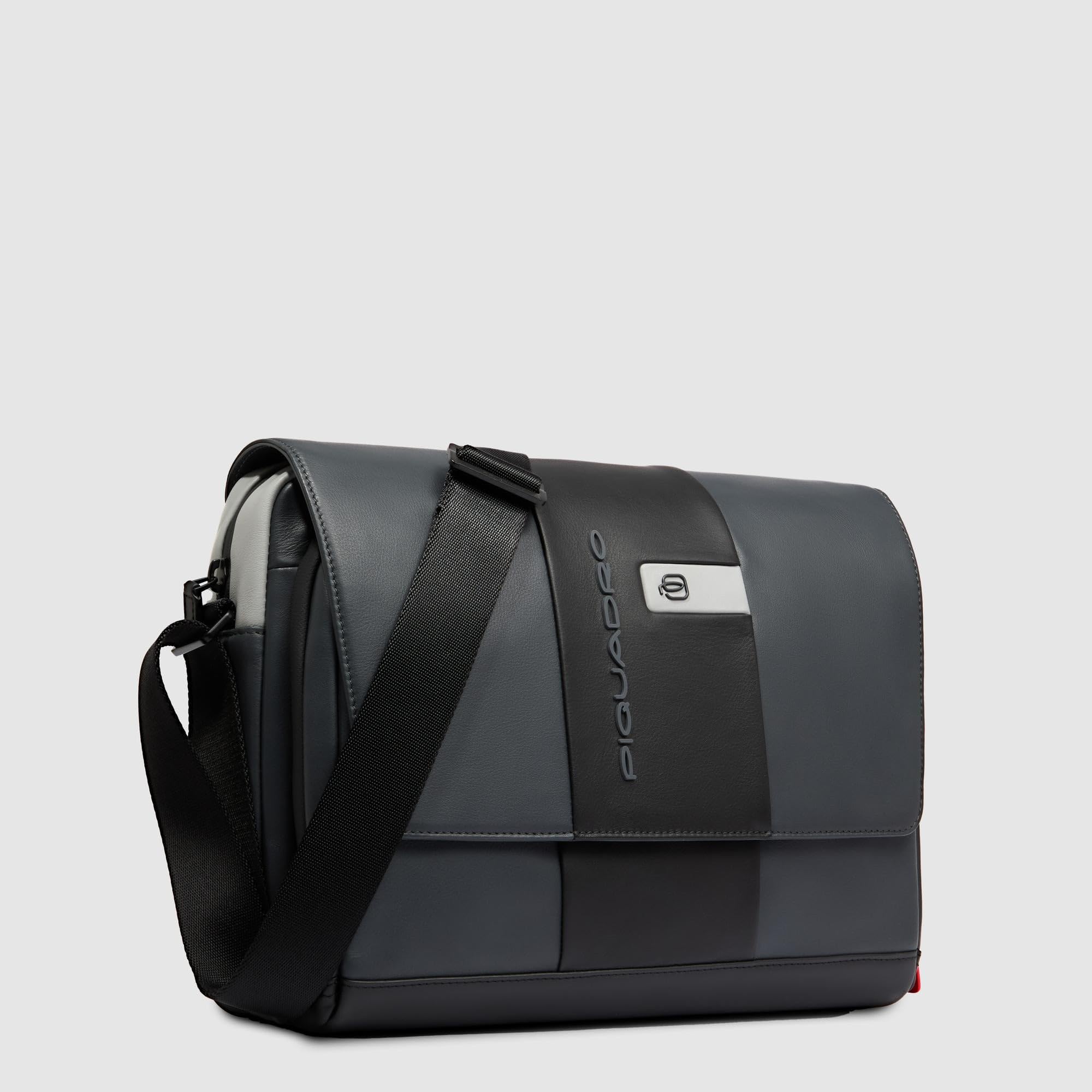 piquadro-borsa-messenger-uomo-in-pelle-porta-pc-14-grigio image 2