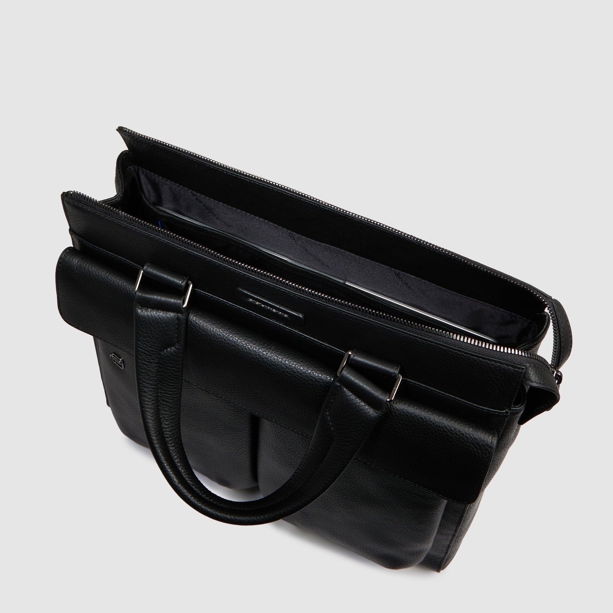 piquadro-tote-bag-uomo-per-pc-13-3-in-pelle-con-protezione-antiurto-e-tasca-airt image 4