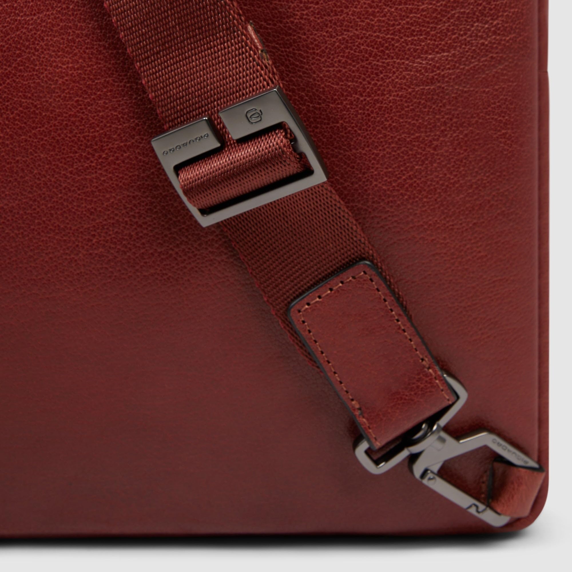piquadro-borsello-uomo-porta-ipad-in-pelle-con-protezione-rfid image 6
