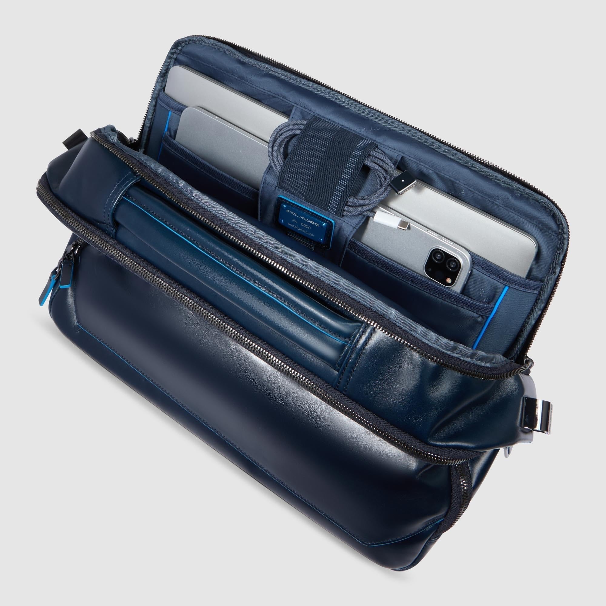 piquadro-blue-square-borsa-porta-pc-15-6-in-pelle-unisex-con-aggancio-per-trolle image 4