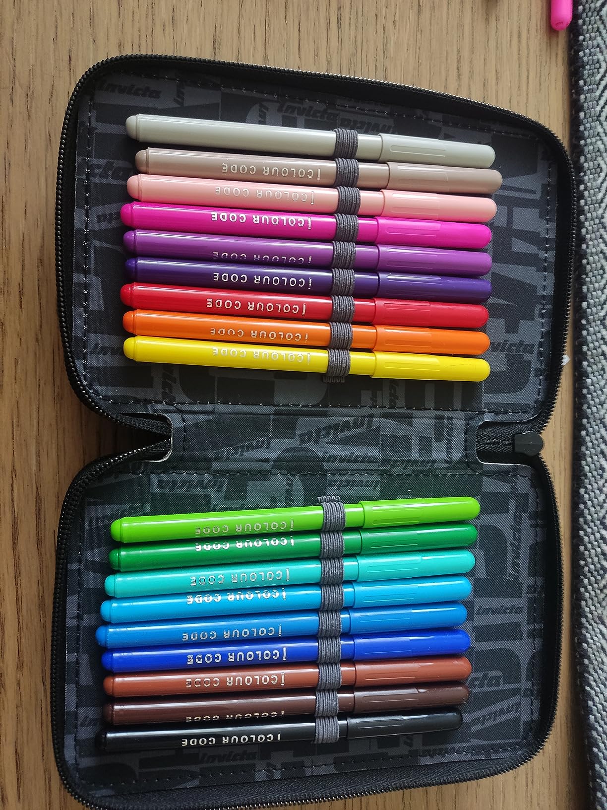 Molto carino e completo