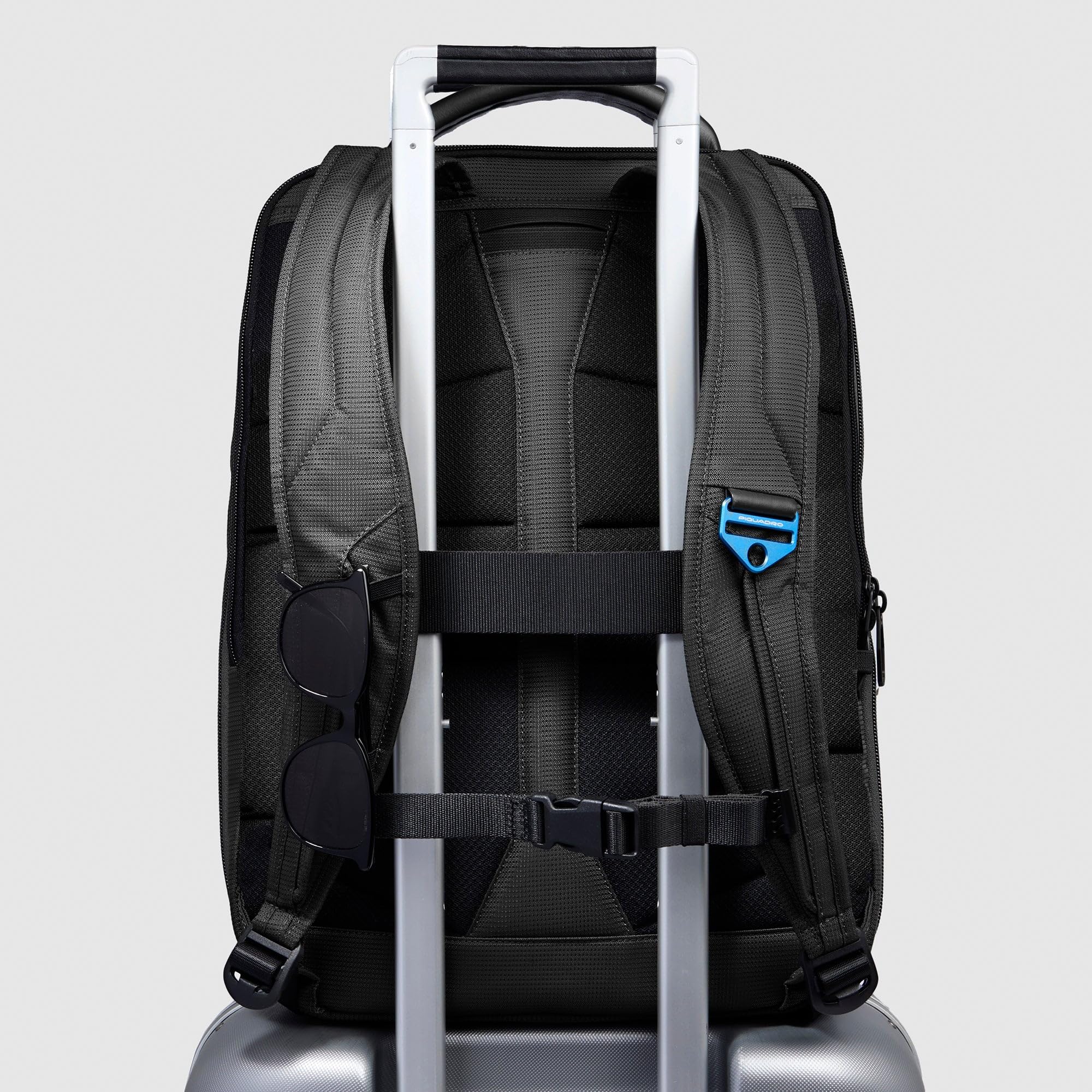 piquadro-zaino-porta-pc-15-6-in-pelle-e-tessuto-tecnico-uomo-nero image 3